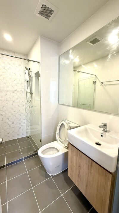 ชีวาทัย ปิ่นเกล้า / Chewathai Pinklao-11