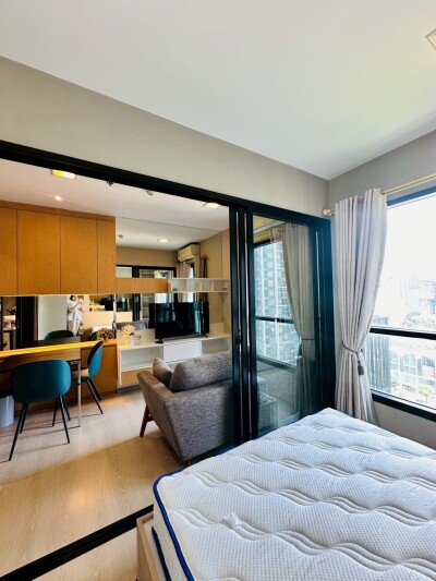 เลต มิสท์ พระราม 9 / lette Midst Rama 9