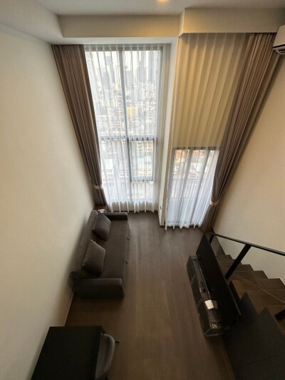 พาร์ค ออริจิ้น จุฬา - สามย่าน / 📏 ขนาด 34 ตร.ม. | เพดานสูง 4.2 เมตร