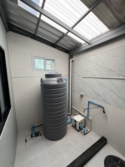 ขายบ้าน หมู่บ้านไทม์โฮม 62 บ้าน 2 ชั้น ซอย 12 หลังมุม มีหน้าต่างด้านข้าง ไม่อึดอัด เนื้อที่ดิน 19.4 ตร.ว. / 125 ตรม