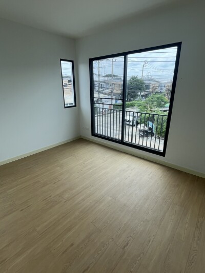 เดอะ คอนเนค สวนหลวง - อ่อนนุช / 🛏 3 ห้องนอน | 🚿 2 ห้องน้ำ