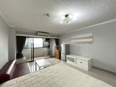 ศรีวรา แมนชั่น 1 /  Srivara Mansion 1