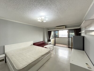 ศรีวรา แมนชั่น 1 /  Srivara Mansion 1