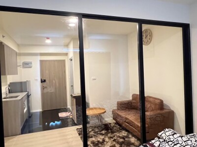 เอ สเปซ เมกา / A space Mega