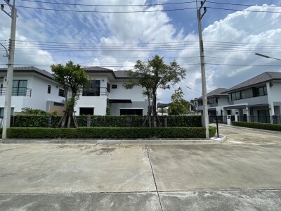 บ้าน เอโทล วงแหวน-ลำลูกกา / ขนาด 185 ตรม ขนาด 75 ตรว *-6