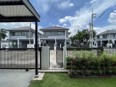 บ้าน เอโทล วงแหวน-ลำลูกกา / ขนาด 185 ตรม ขนาด 75 ตรว *-7