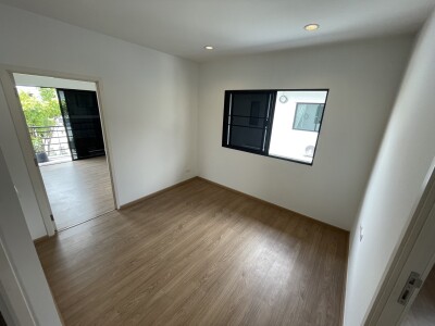 บ้าน เอโทล วงแหวน-ลำลูกกา / ขนาด 185 ตรม ขนาด 75 ตรว *-42