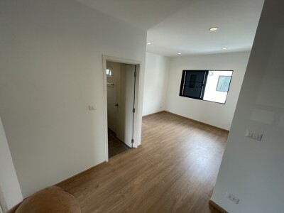 บ้าน เอโทล วงแหวน-ลำลูกกา / ขนาด 185 ตรม ขนาด 75 ตรว *-43