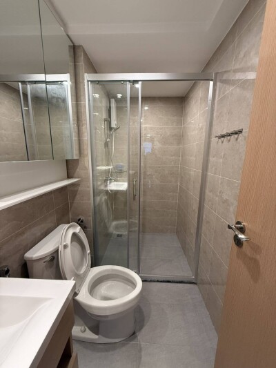 รีเกิล ศรีนครินทร์ 40 / Regal Srinakarin 40-8