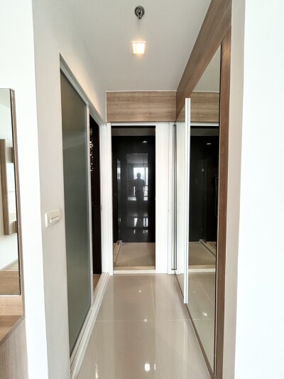 ริธึ่ม พหลฯ - อารีย์ / Rhythm Phahon - Ari