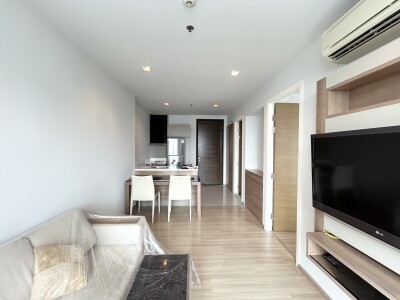 ริธึ่ม พหลฯ - อารีย์ / Rhythm Phahon - Ari