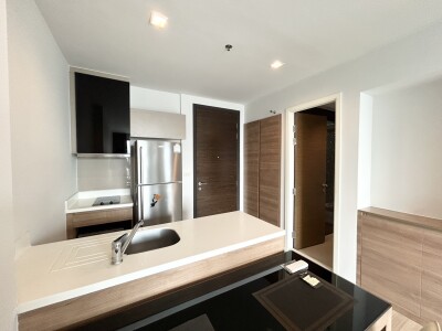 ริธึ่ม พหลฯ - อารีย์ / Rhythm Phahon - Ari