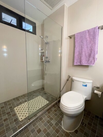 ริเวอไรน์ เพลส คอนโดมิเนียม / ขนาด 112  ตรม บ้านเลขที่ 9/13-10