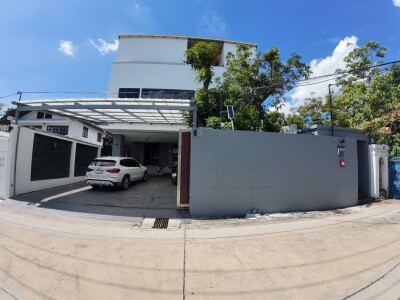 🔥 บ้านเดี่ยวสไตล์โมเดิร์น 3 ชั้น