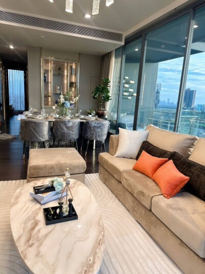 ลาวิค สุขุมวิท 57 / 145 ตรม. ชั้น 25-1