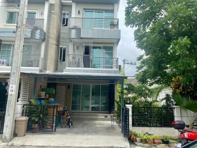 ทาวน์ อเวนิว พระราม 9-2