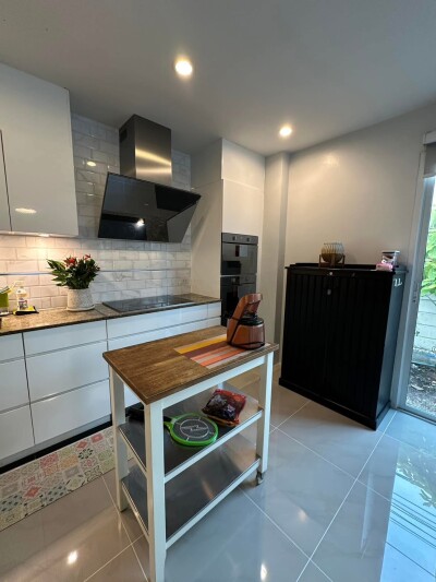 ทาวน์ อเวนิว พระราม 9-24