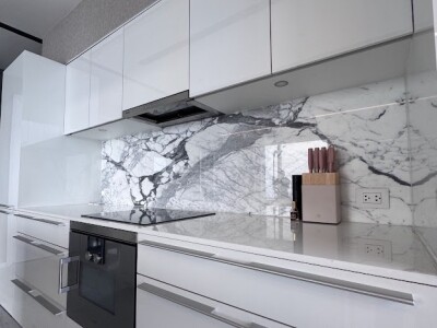 โฟร์ซีซั่นส์ ไพรเวท เรสซิเด้นซ์ / 📌 ยูนิต 300/21 | ชั้น 64 | ขนาด 125 ตร.ม. 🛏 2 ห้องนอน | 🛁 2 ห้องน้ำ | 🚗 ที่จอดรถส่