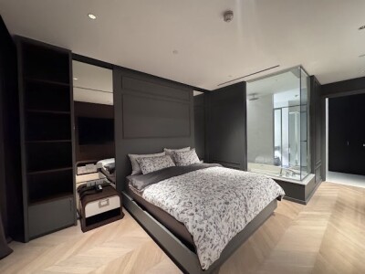 โฟร์ซีซั่นส์ ไพรเวท เรสซิเด้นซ์ / 📌 ยูนิต 300/21 | ชั้น 64 | ขนาด 125 ตร.ม. 🛏 2 ห้องนอน | 🛁 2 ห้องน้ำ | 🚗 ที่จอดรถส่