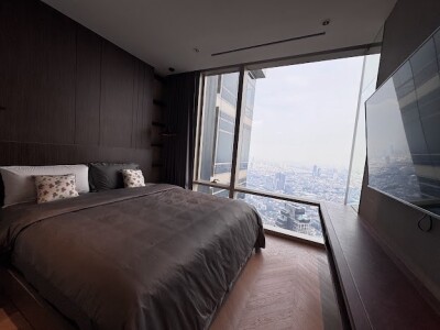 โฟร์ซีซั่นส์ ไพรเวท เรสซิเด้นซ์ / 📌 ยูนิต 300/21 | ชั้น 64 | ขนาด 125 ตร.ม. 🛏 2 ห้องนอน | 🛁 2 ห้องน้ำ | 🚗 ที่จอดรถส่