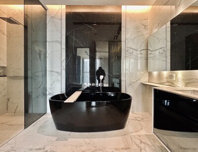 เดอะ แบงค็อค ทองหล่อ / 📍 ชั้น 10 | พื้นที่ 92 ตร.ม. 🛏 2 ห้องนอน | 🛁 2 ห้องน้ำ