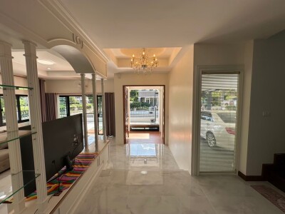 เพอร์เฟคเพลส รามคำแหง 164