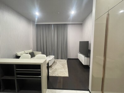 ลาวิค สุขุมวิท 57 / 🛏 1 ห้องนอน | 🚿 1 ห้องน้ำ 📍 ชั้น 22 | ห้องยูนิต 8/175