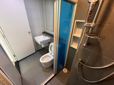 อัปเดตล่าสุด 5/9/67 :  เอลลิโอ เดล มอสส์ พหลโยธิน 34 / 30.82 ตรม.  ตึก D ชั้น 2-10