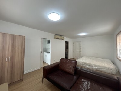 คอนโด วัน เอ็กซ์ สาทร – นราธิวาส / Condo One X Sathorn - Narathiwat