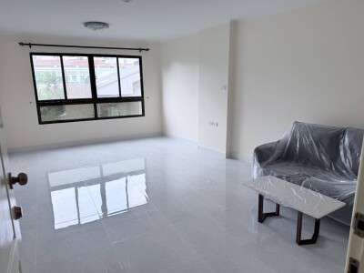 ลุมพินี เพลส นราธิวาส 24 / Condo Lumpini Place Narathiwas 24