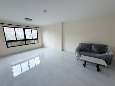 ลุมพินี เพลส นราธิวาส 24 / Condo Lumpini Place Narathiwas 24