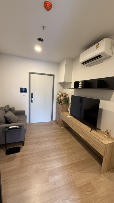 ชีวาทัย ปิ่นเกล้า / Chewathai Pinklao-2