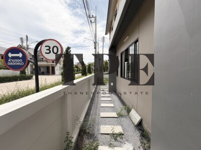 โกลเด้น พรีเว่ บางแสน - หนองมน